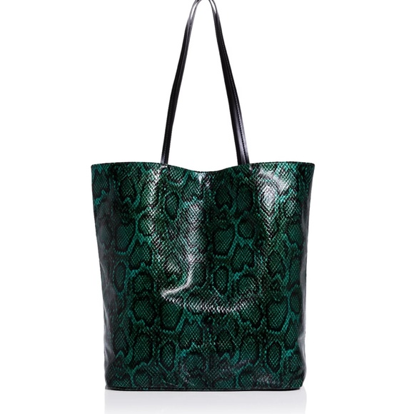 Bloomingdale's Handbags - Bloomingdale's Green and Black Tote Bag